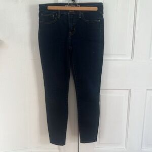 J. Crew dark blue jeans 👖 perfect classic pair of denim!